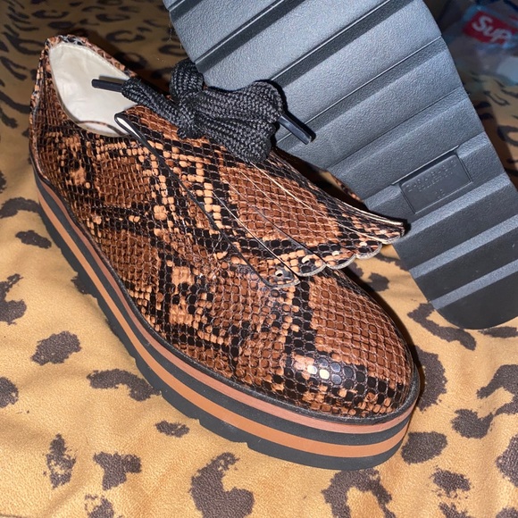 Zara Snakeskin Platform Oxfords - Picture 4 of 4